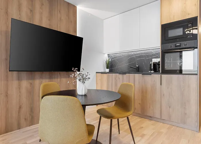 Modern Stylish With Castle View *